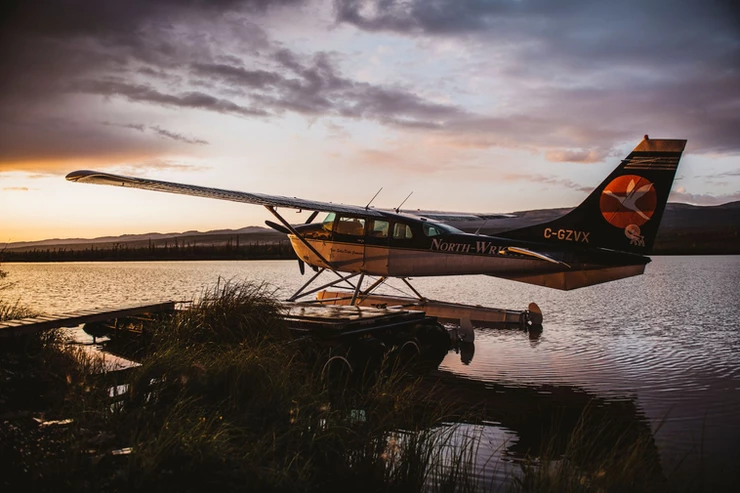 Wasserflugzeug auf dem Mackenzie River